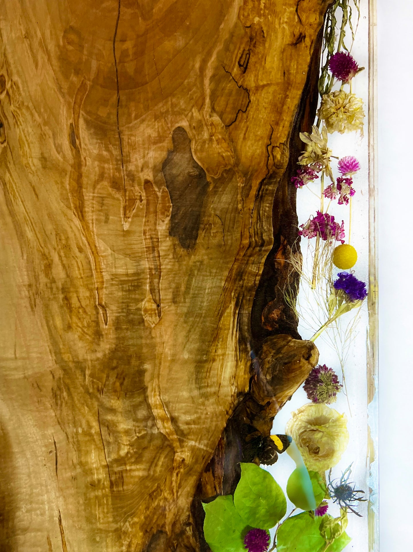 Serene Flower Table